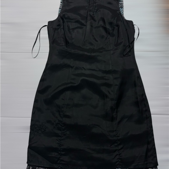 Beautiful dress Laundry by Shelli Segal - Picture 9 of 10